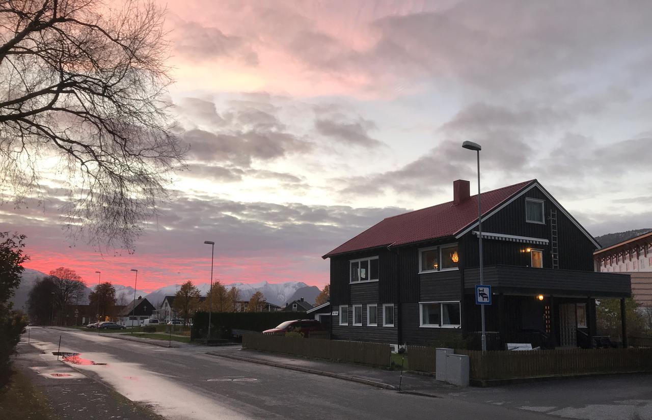 Villa Åndalsnes Exteriér fotografie